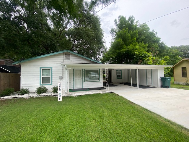 1715 Bayou St
